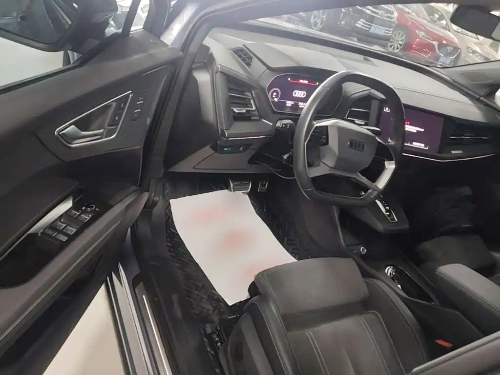 Audi Q4 e-tron 2023 2023 40 e-tron Innovation Edition