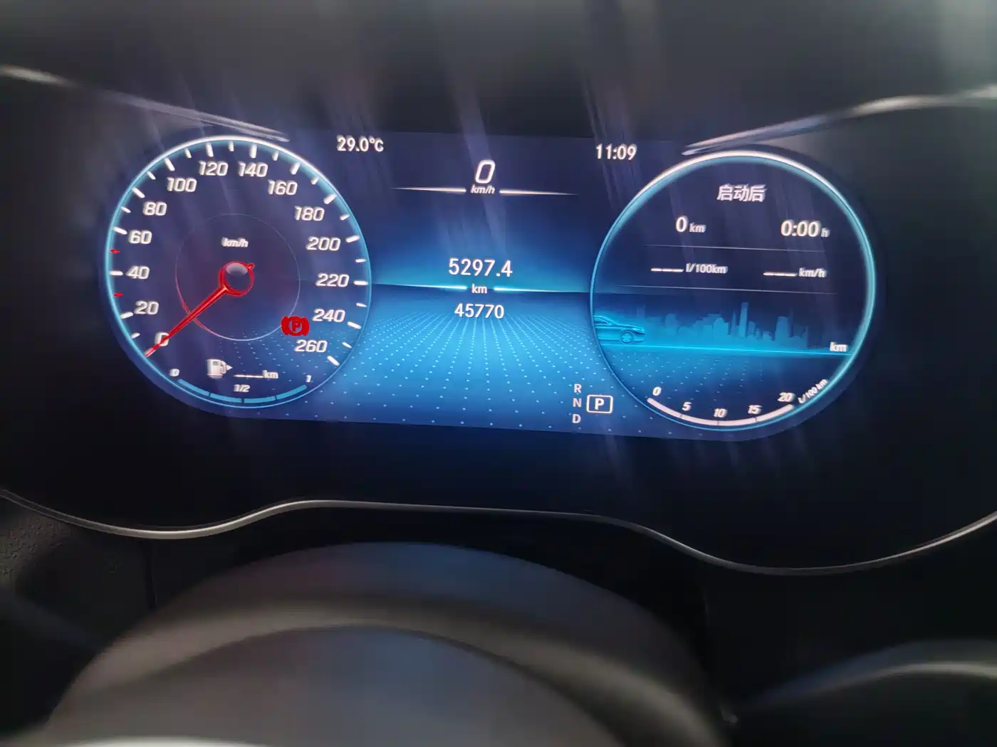 Mercedes-Benz GLC 2021 GLC 300 L 4MATIC Sporty фото 8
