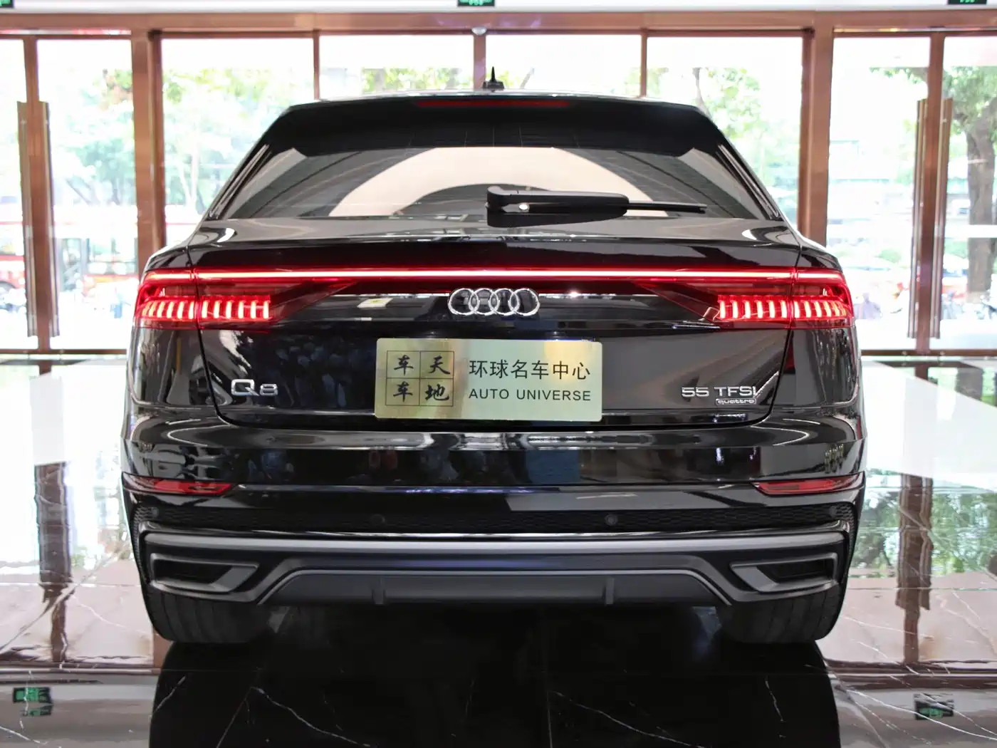 Audi Q8 2022 55 TFSI Luxury Dynamic фото 5