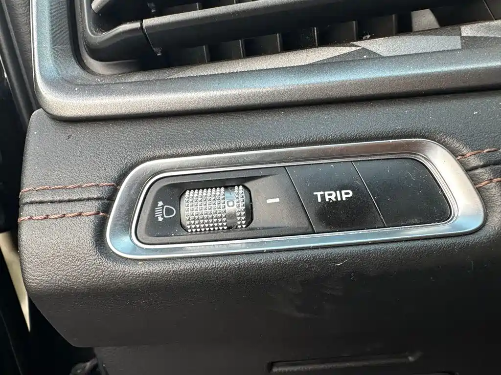 GEELY AUTOMOBILE VISION X6