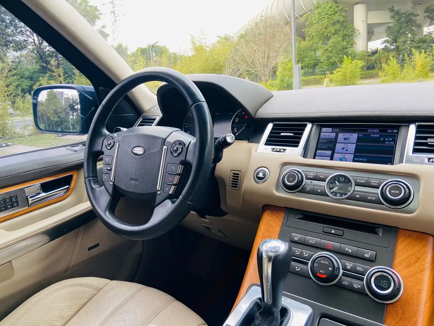 Land Rover Range Rover Sport 2013 3.0 TDV6 Diesel фото 20