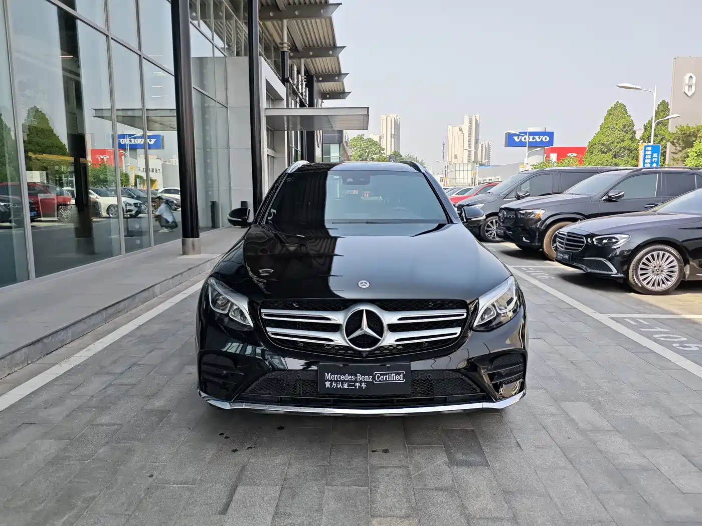 Mercedes-Benz GLC 2019 GLC 260 4MATIC Luxury фото 2