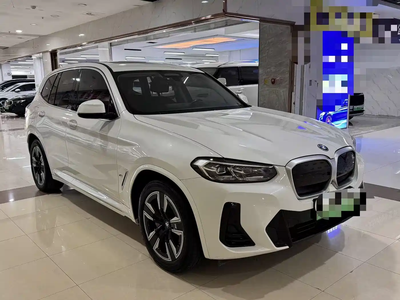 BMW iX3 2023 Leading Type фото 3
