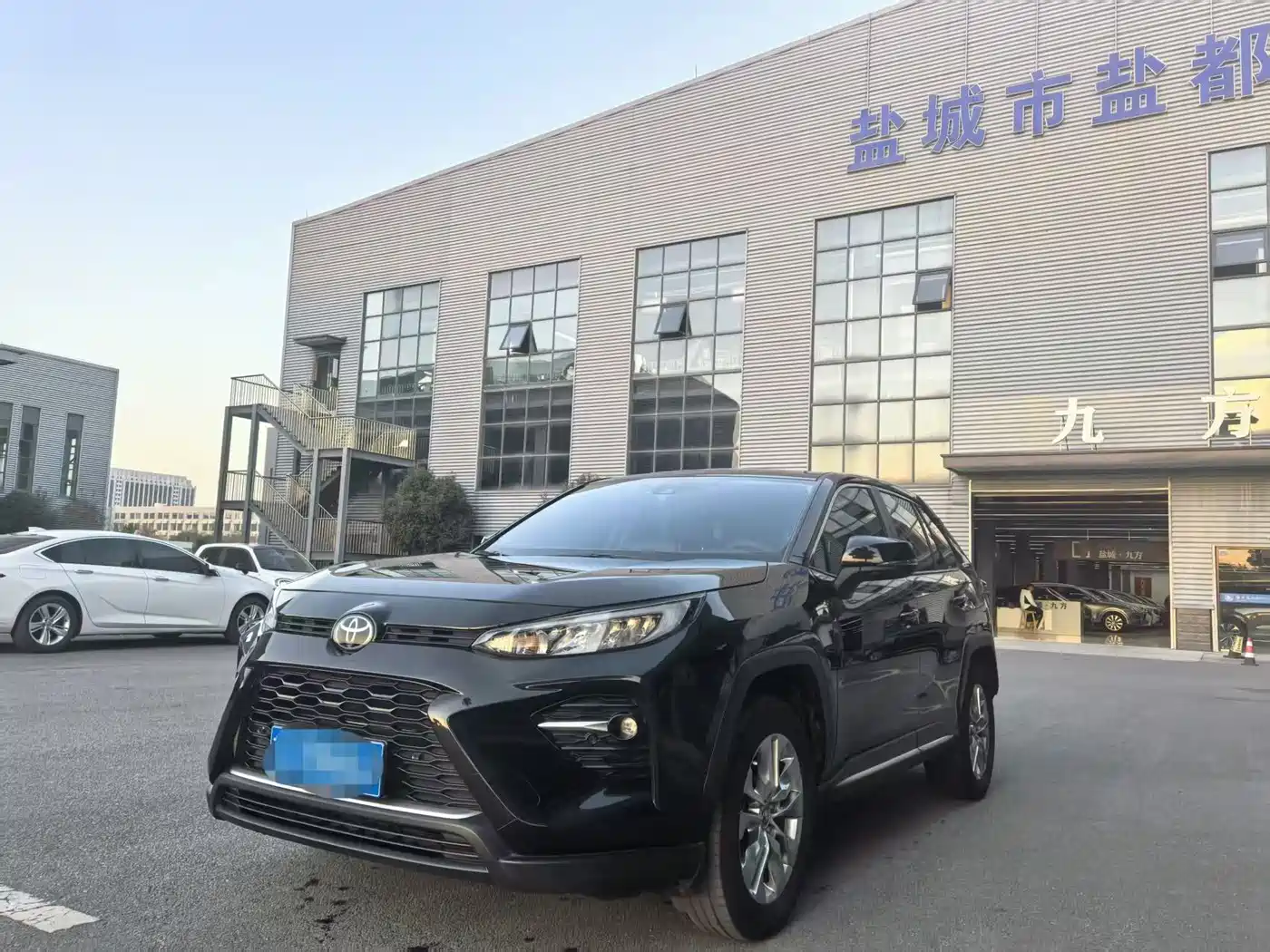 Toyota Wildlander 2021 2.0L CVT 2WD Luxury Edition