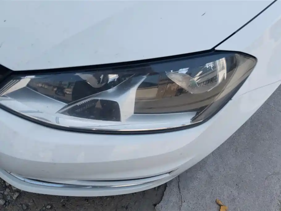 Volkswagen Golf 2015 1.6L Automatic Comfort фото 5