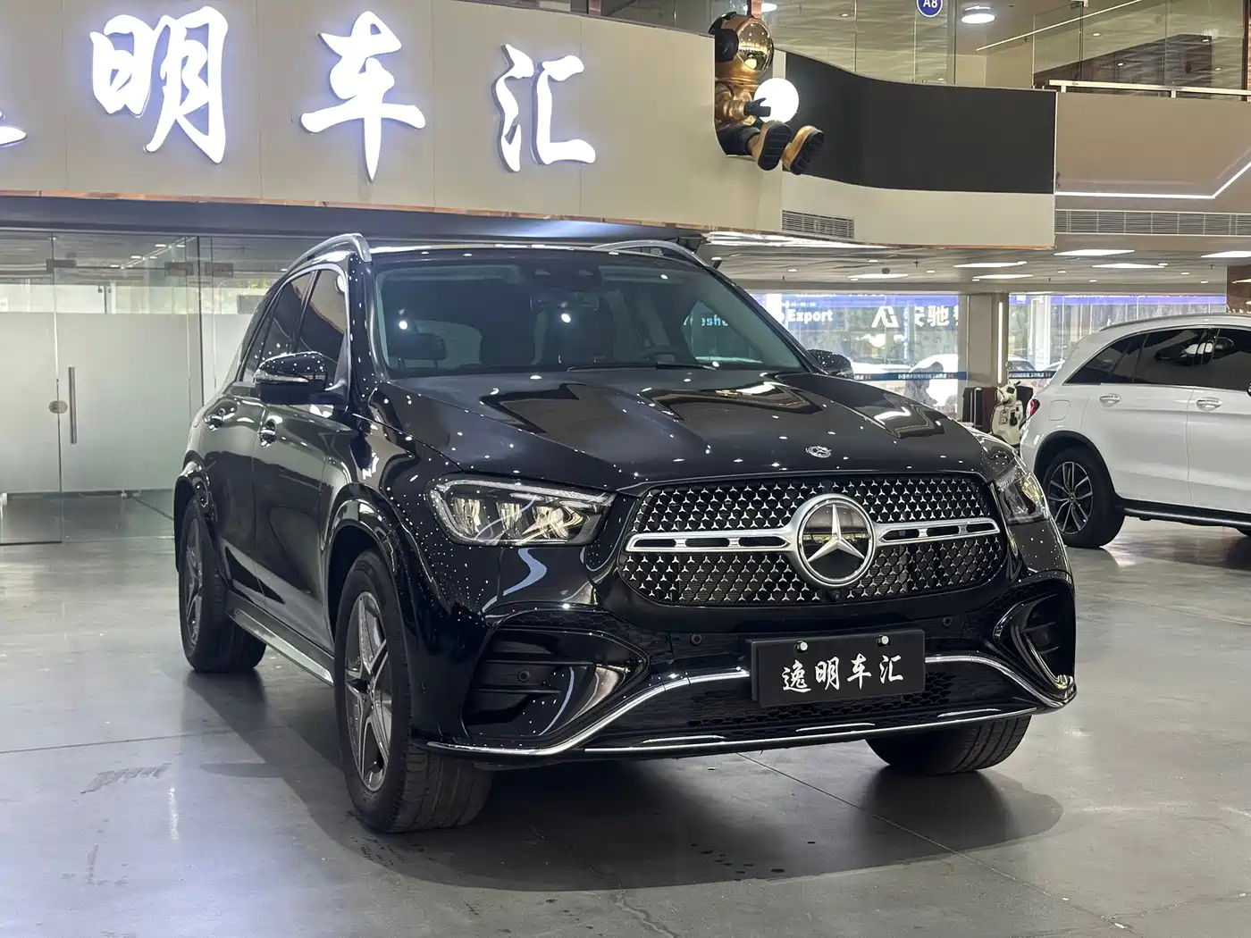 Mercedes-Benz GLE 2024 GLE 450 4MATIC Fashion фото 3