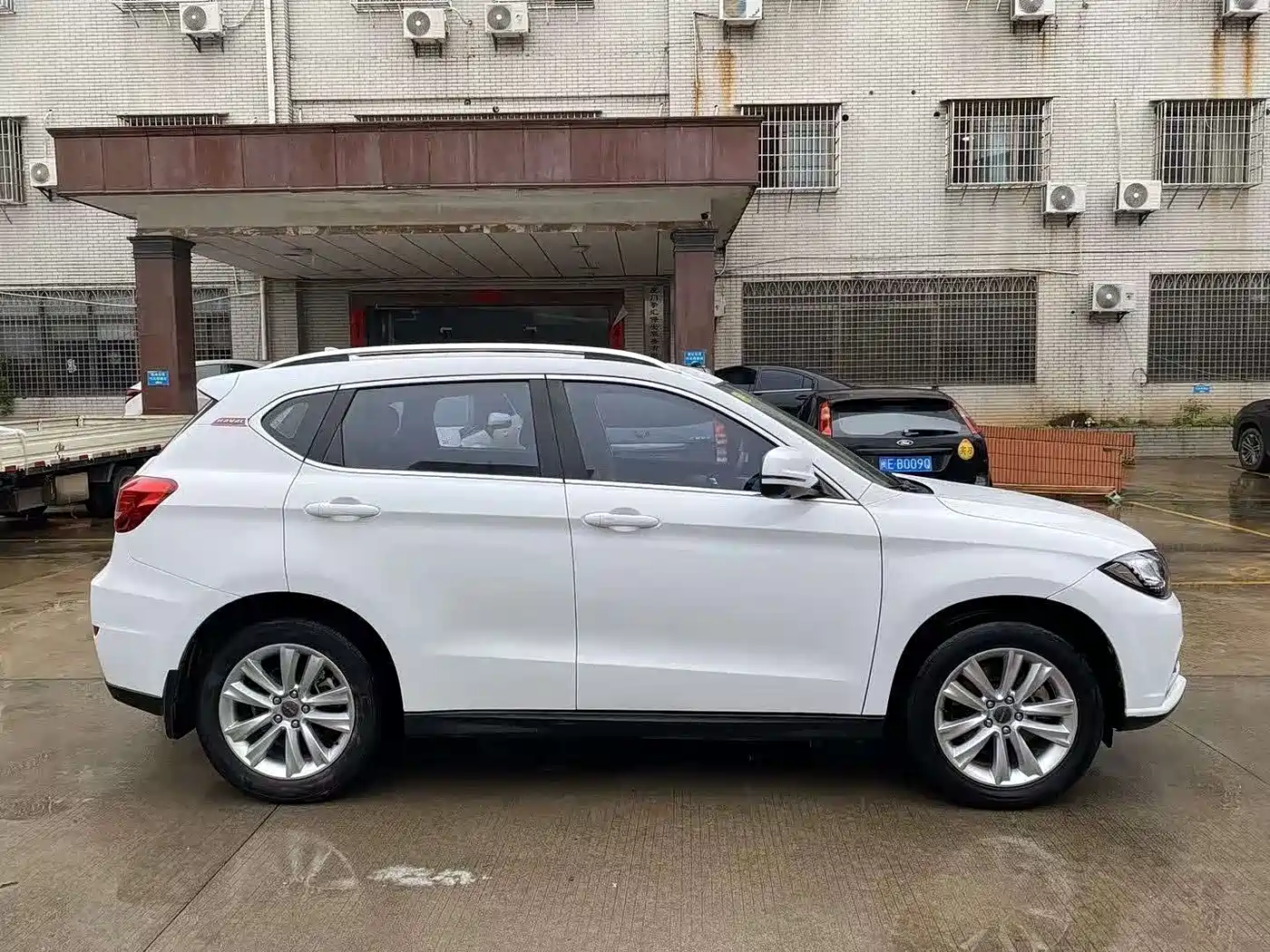 Haval H2 2016 Red Label 1.5T Automatic 2WD Luxury фото 5