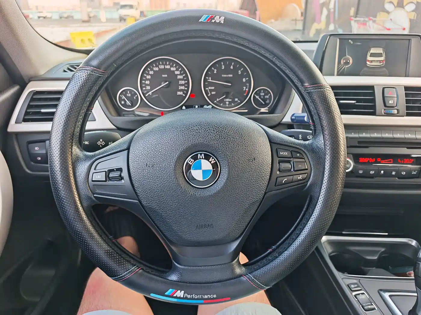 BMW 3 Series 2014 320Li Fashion фото 14