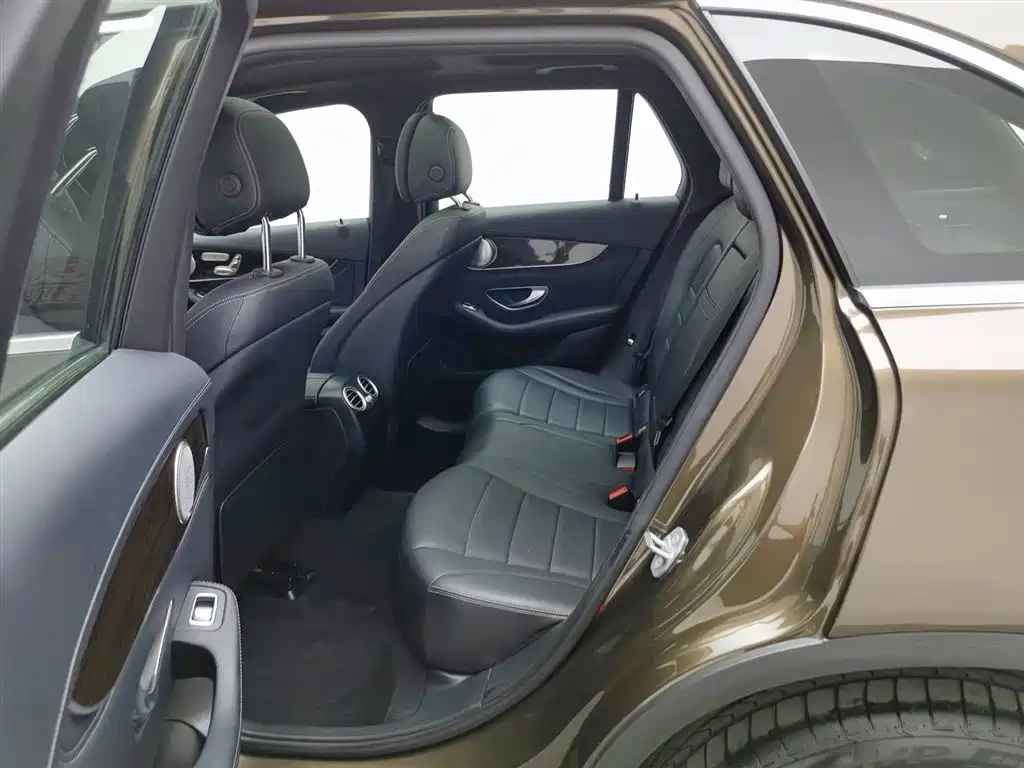 Mercedes-Benz GLC 2017 GLC 260 4MATIC Dynamic фото 15