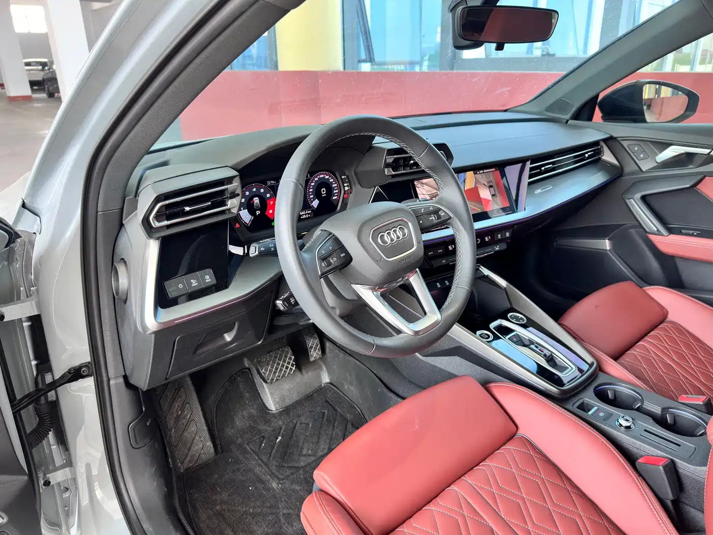 Audi A3 2025 Sportback 35TFSI Flying Premium фото 8