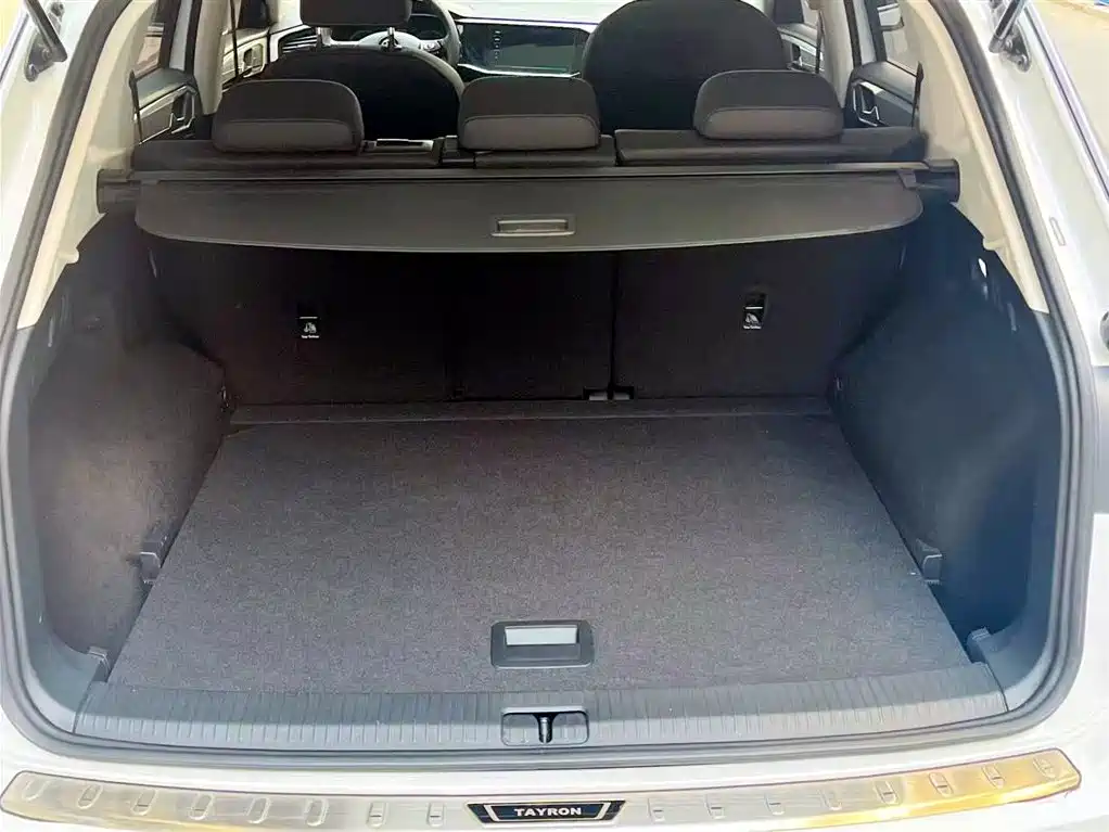 Volkswagen Tayron 2020 330TSI 2WD Luxury Smart Edition фото 8