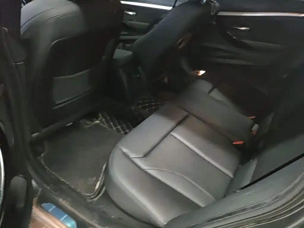 BMW 3 Series GT 2020 320i M Sport Package фото 17