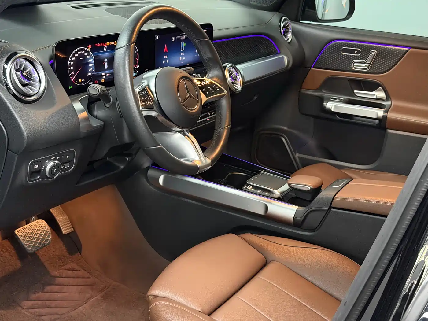 Mercedes-Benz GLB 2024 GLB 220 Fashion фото 9
