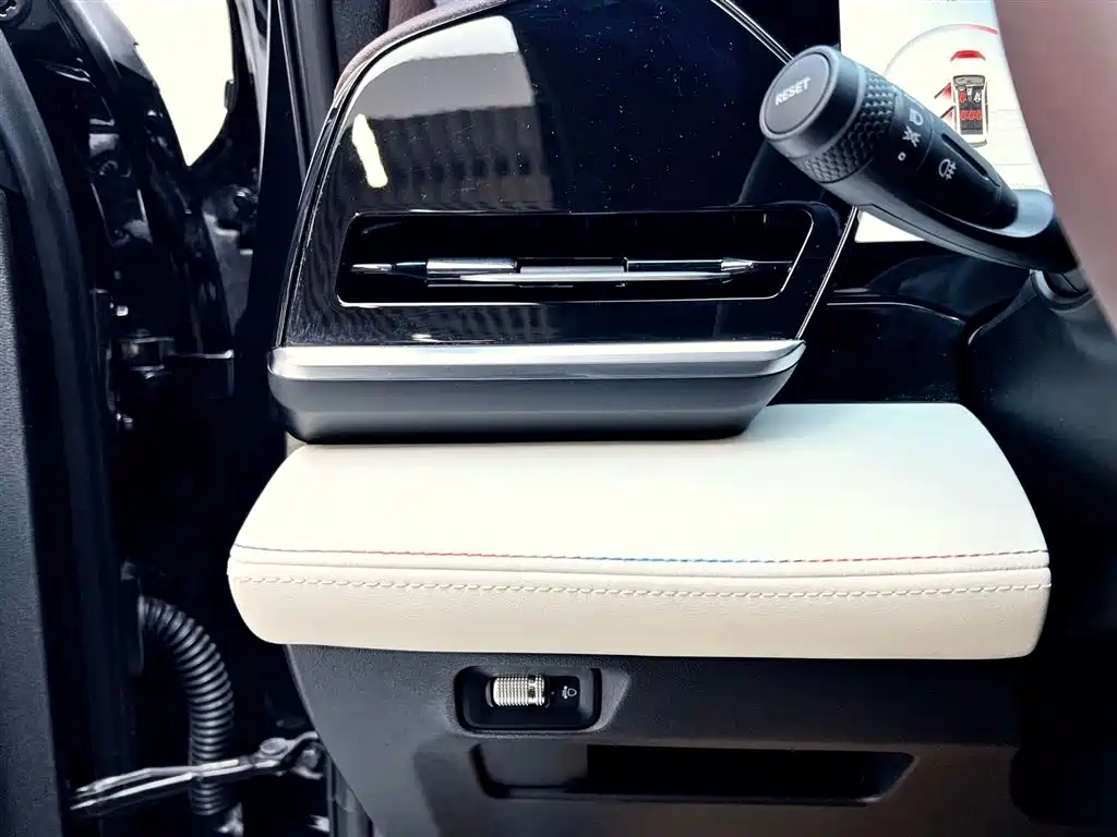 GEELY AUTOMOBILE XINGYUE L