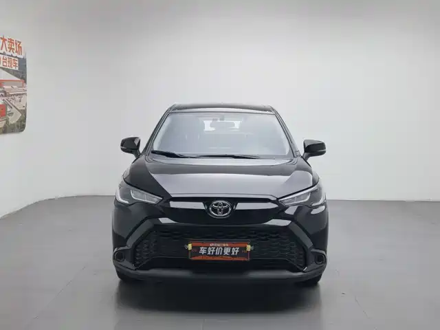 Toyota Frontlander 2024 2.0L CVT Elite Edition — фото 3