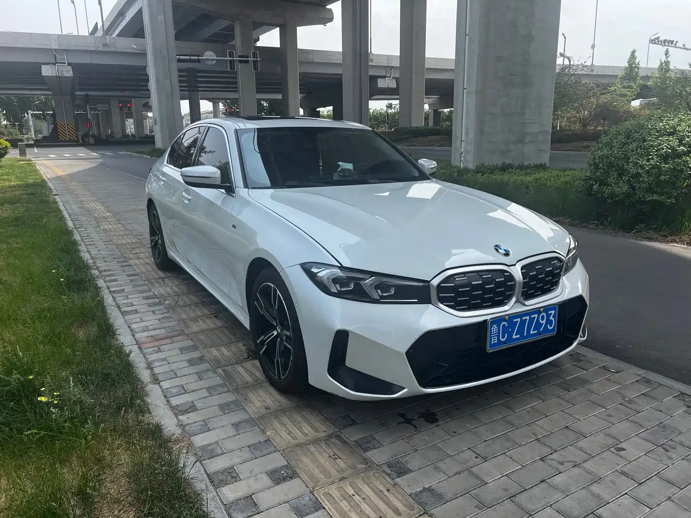 BMW 3 Series 2023 325i M Sport Package фото 4