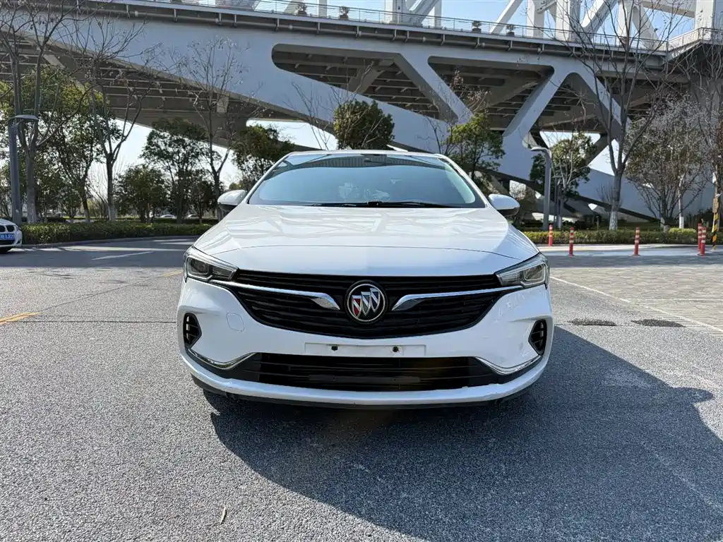 Buick Verano 2020 20T CVT Leading фото 2