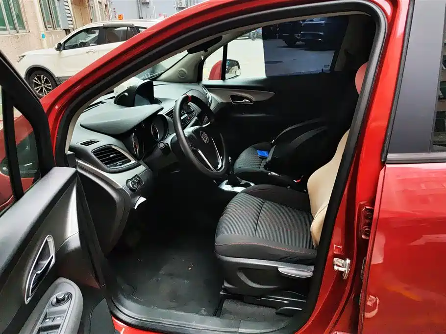 Buick Encore 2015 1.4T Automatic 2WD Urban Elite фото 9