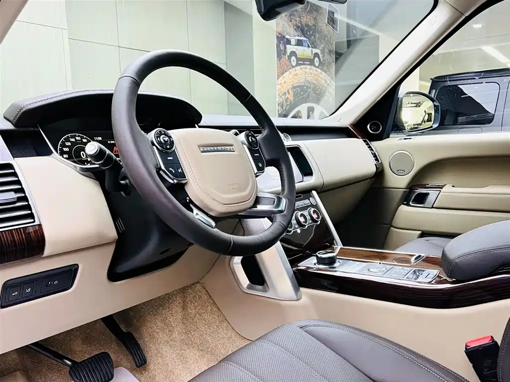 Land Rover Range Rover 2017 3.0 SC V6 Vogue LWB (Long Wheelbase) фото 8