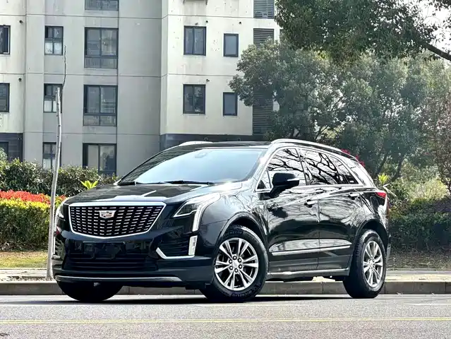 CADILLAC XT5