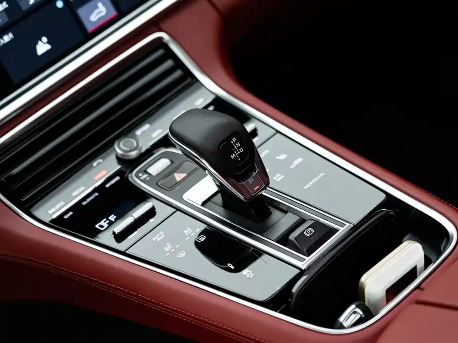 PORSCHE PANAMERA NEW ENERGY