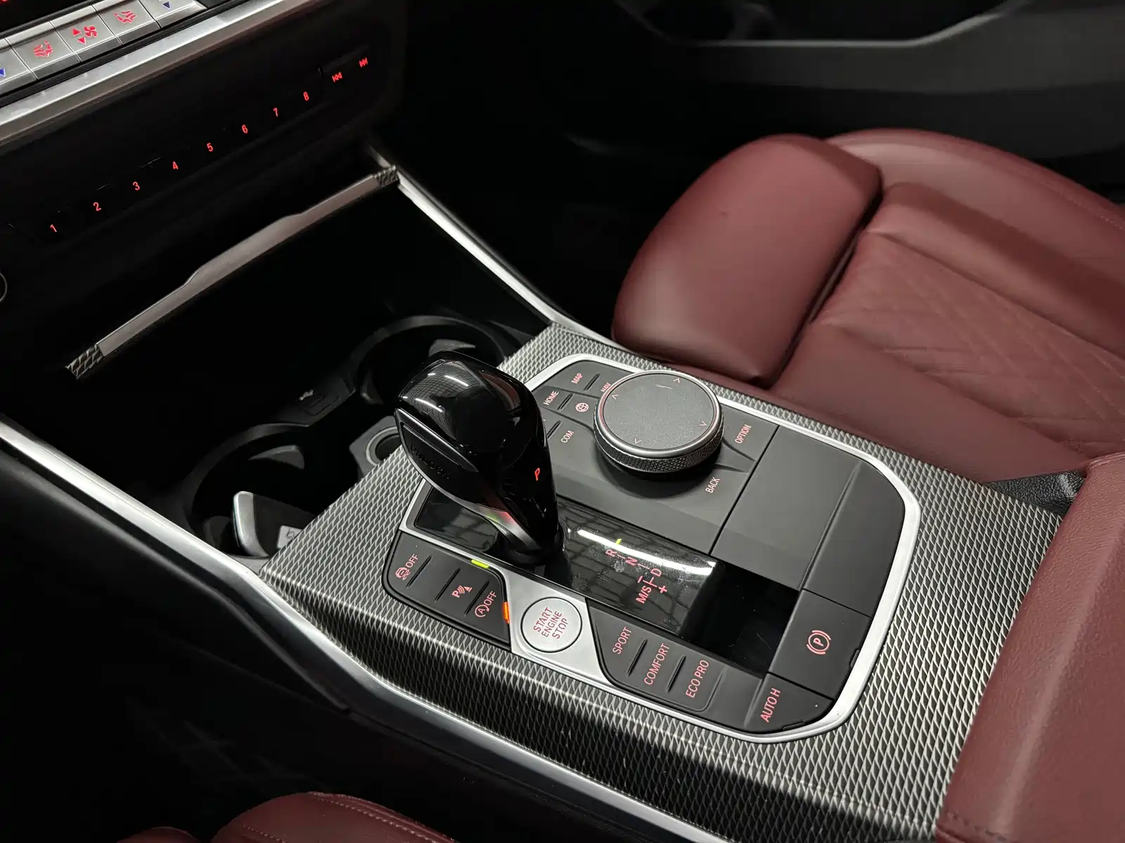 Фото 18 - BMW 3 Series