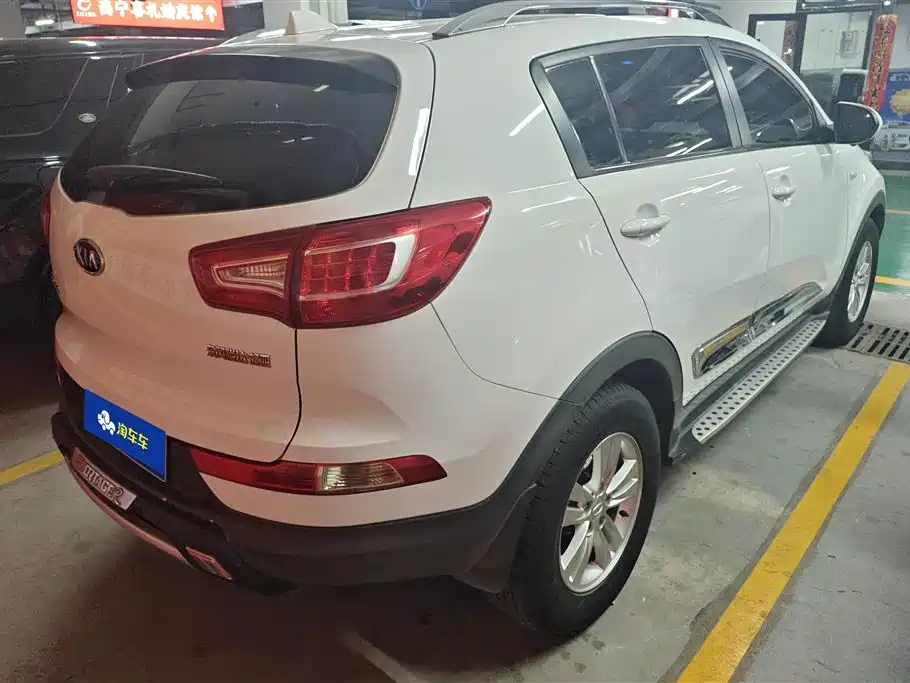 Kia Sportage 2012 2.0L Automatic 2WD GL фото 3