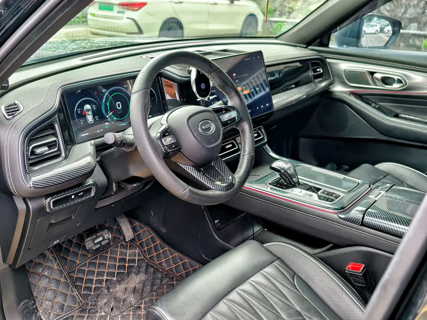 GAC Trumpchi Trumpchi GS8 2022 Pilot Series 2.0TGDI 2WD Premium Edition (7-Seater) фото 13