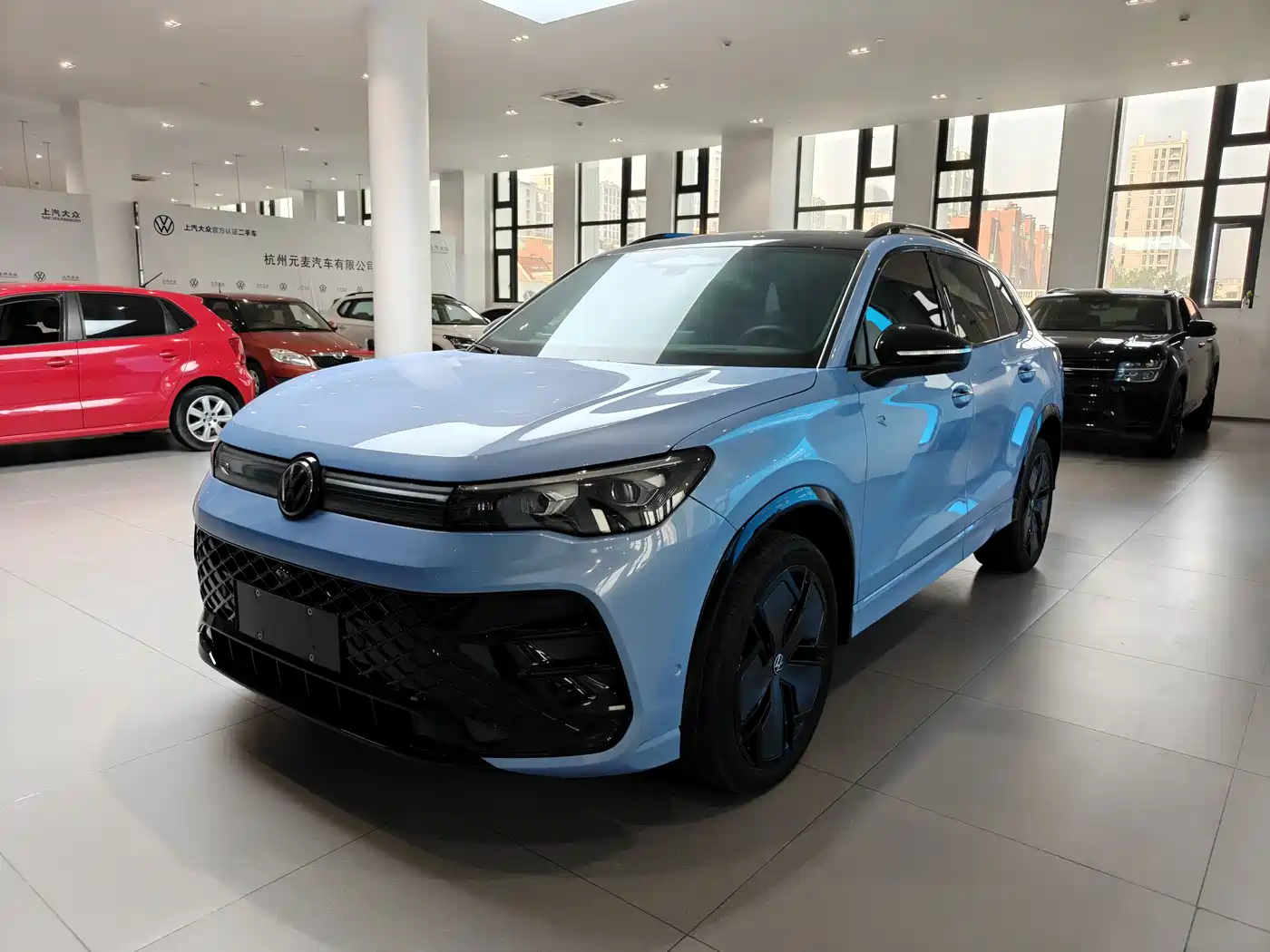 Volkswagen Tiguan L 2024 PRO 380TSI 4WD R-Line Premium Edition