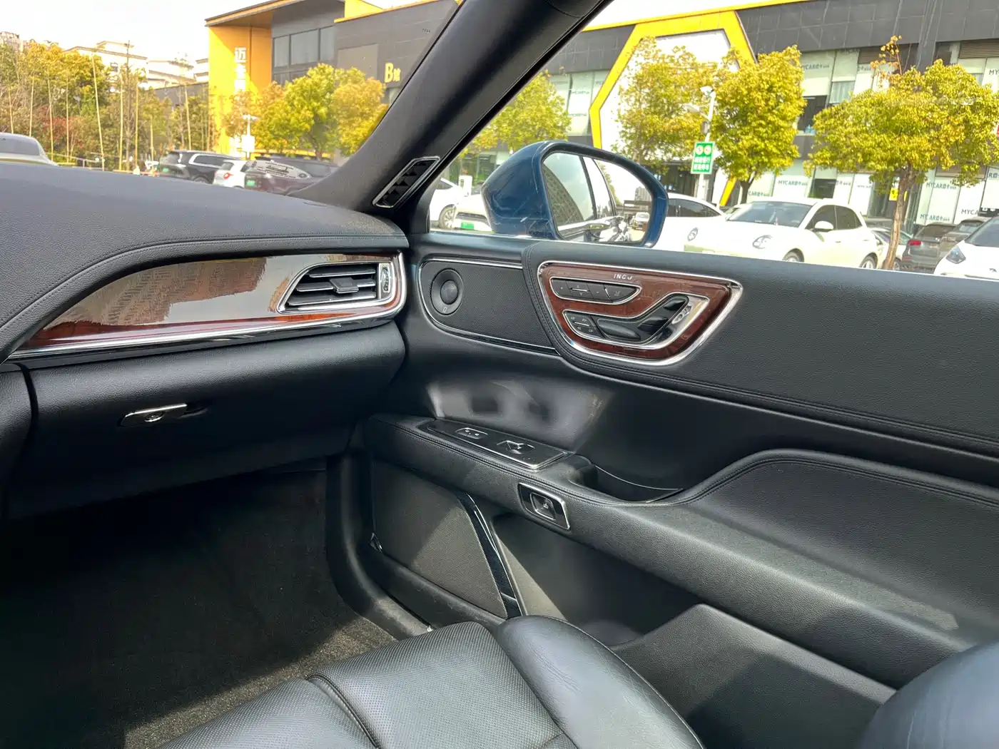 Lincoln Continental 2019 2.0T 2WD Zunyao Edition China VI фото 32