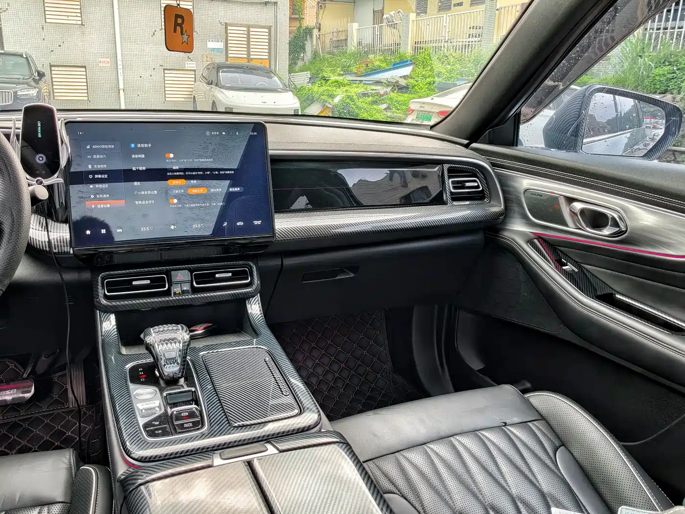 GAC Trumpchi Trumpchi GS8 2022 Pilot Series 2.0TGDI 2WD Premium Edition (7-Seater) фото 23