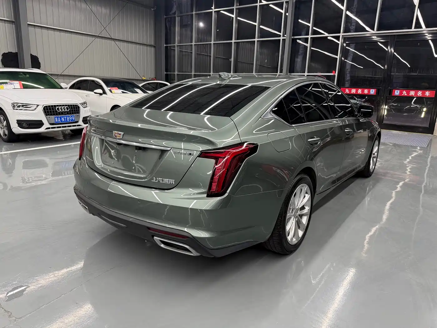 CADILLAC CT5