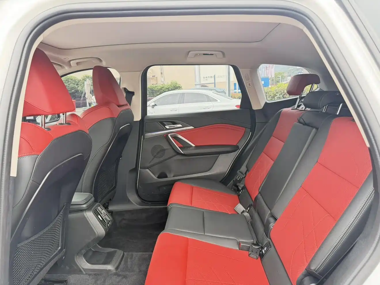 BMW X1 2023 sDrive25Li M Sport Package фото 6