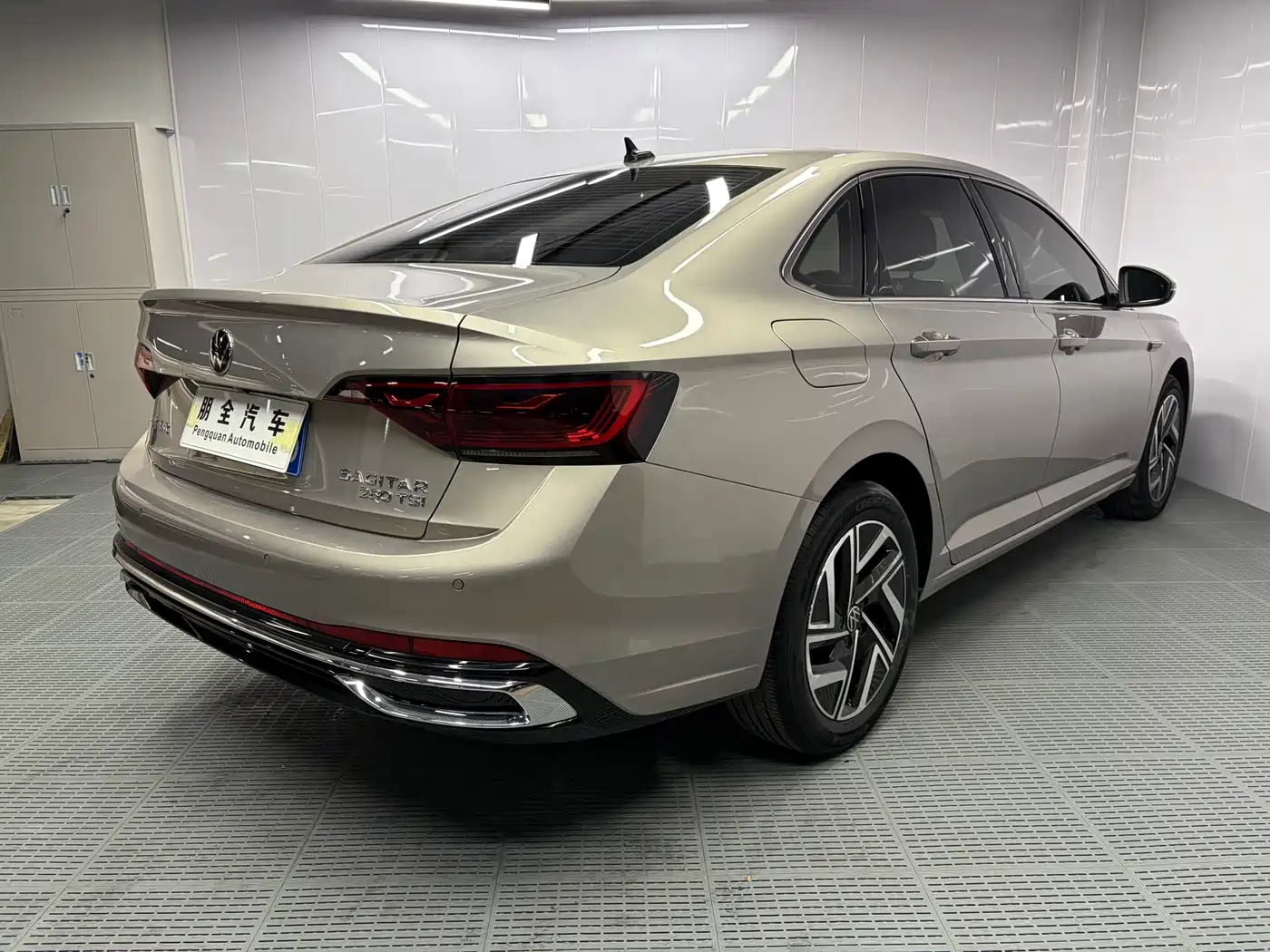 Volkswagen Sagitar 2023 280TSI DSG Excellence Plus Edition фото 17