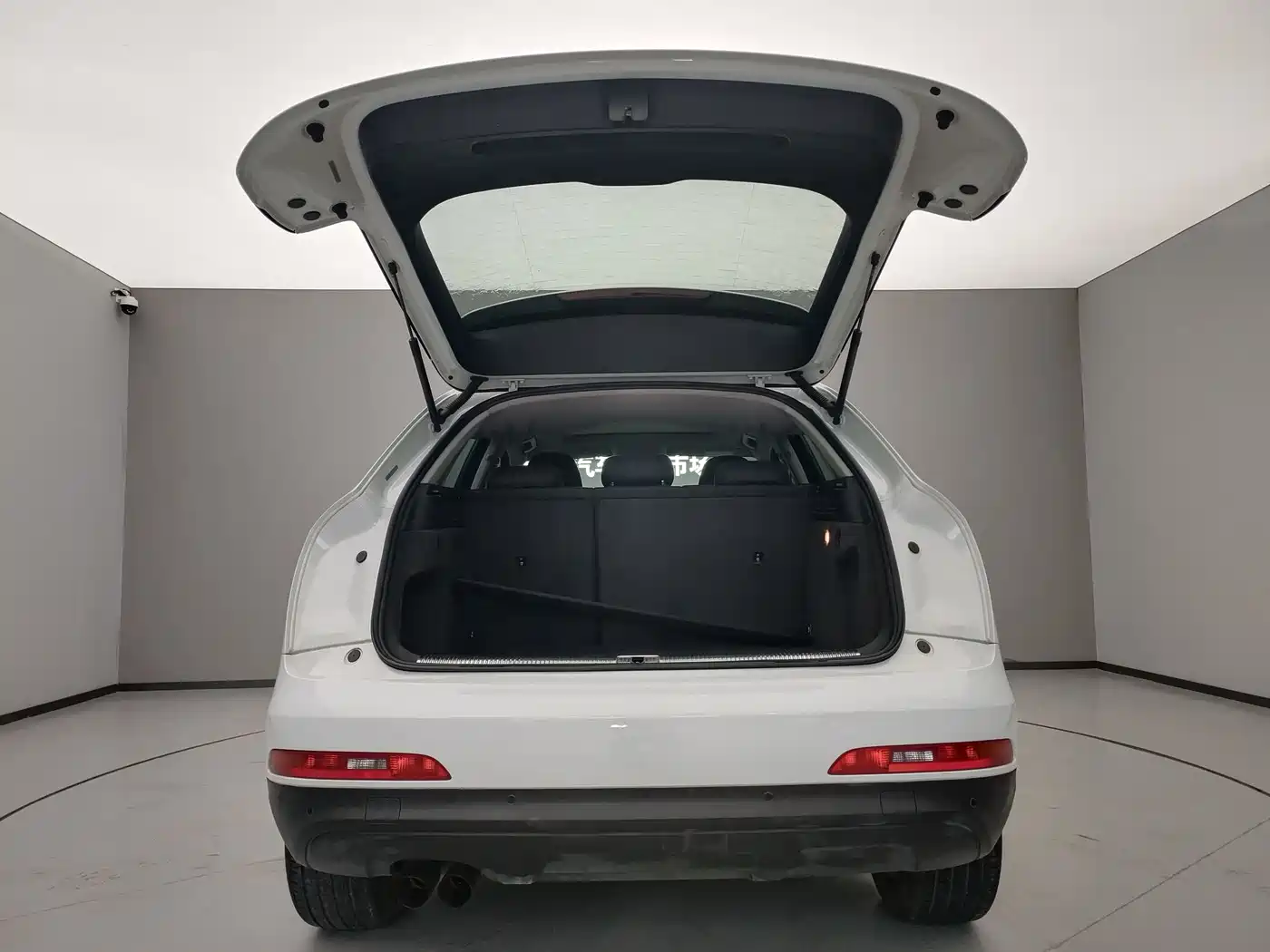 Audi Q3 2015 35 TFSI Millionth Anniversary Intelligent Leader фото 9