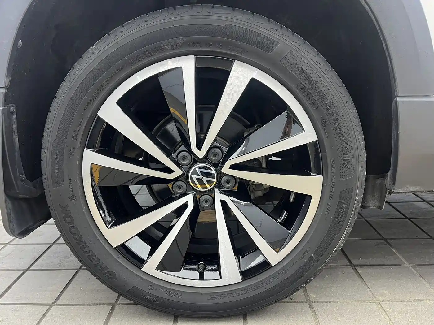 Volkswagen Tharu 2022 280TSI FWD Luxury Edition фото 21