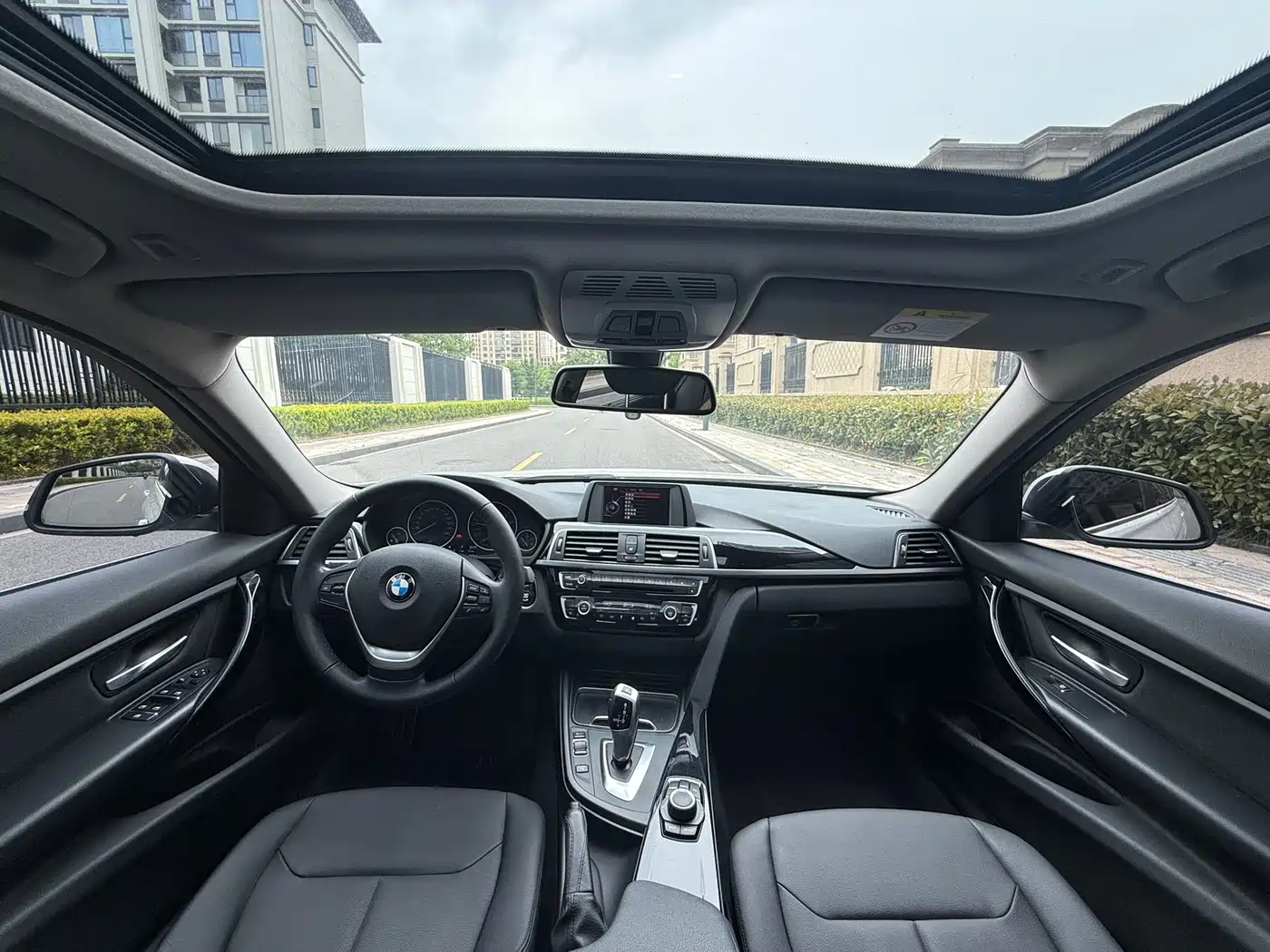 BMW 3 Series 2017 320Li Fashion фото 14