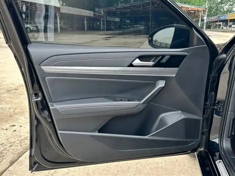 Volkswagen Lavida 2023 280TSI DSG Starlight Comfort Edition фото 9