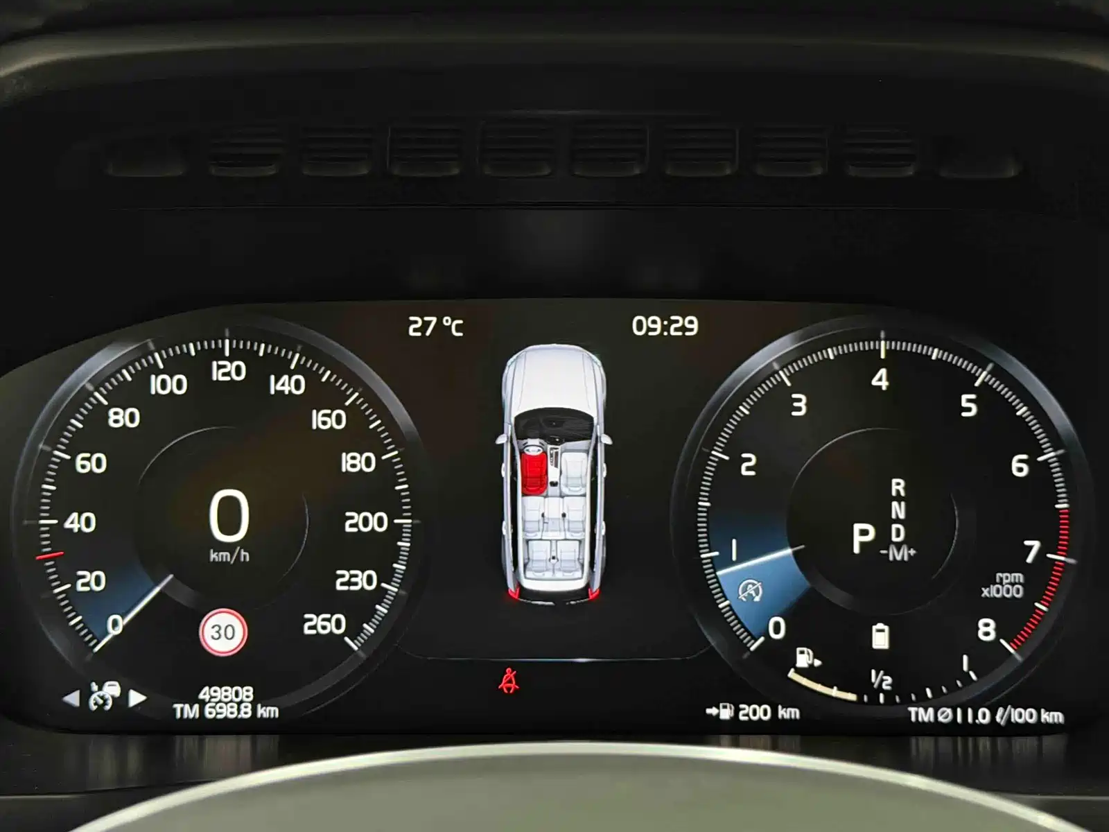Фото 13 - Volvo XC90
