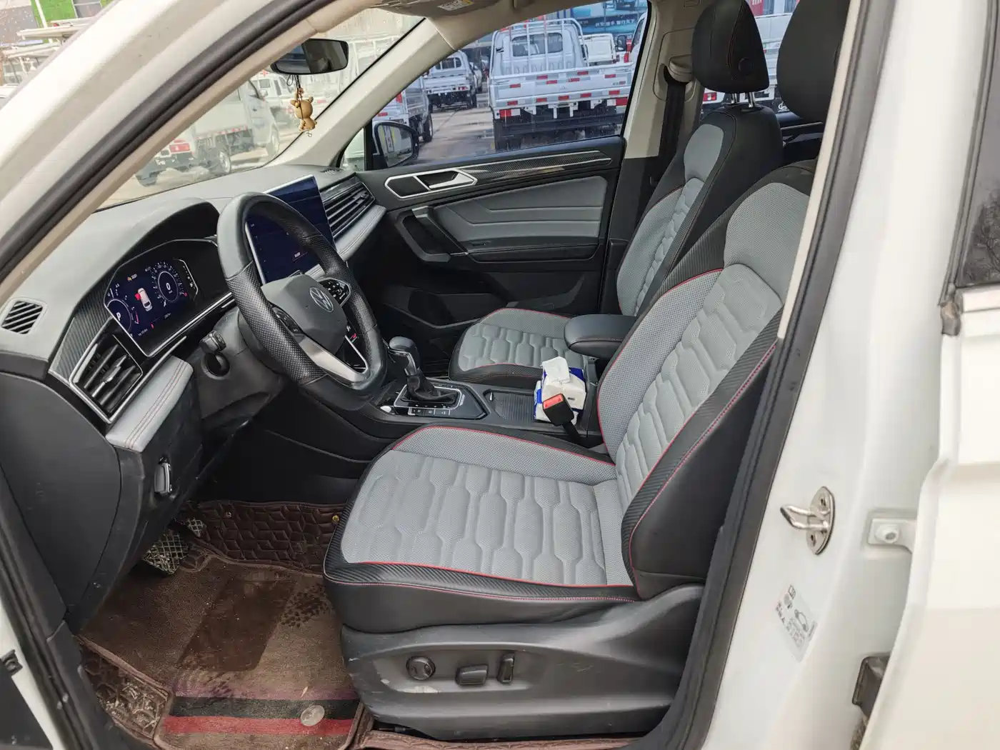 VOLKSWAGEN TIGUAN L NEW ENERGY