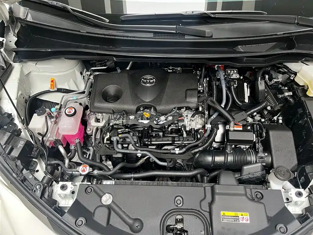 Toyota Granvia 2024 2.5L Hybrid Comfort фото 7