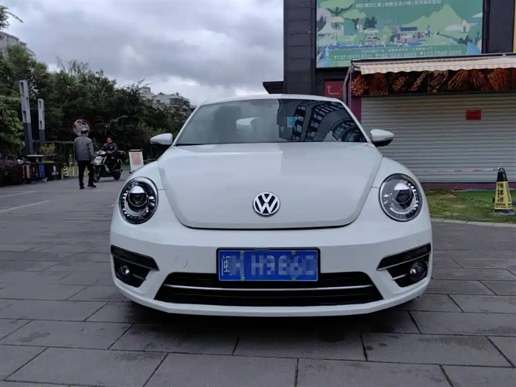 Volkswagen Beetle 2017 180TSI Style фото 2