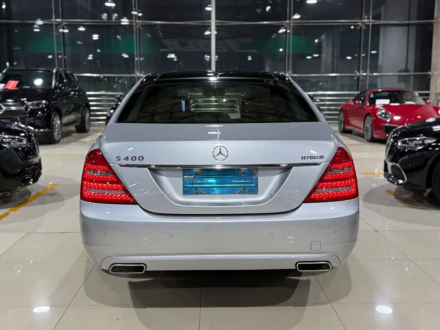 Mercedes-Benz S-Class 2010 Model S 400 L HYBRID фото 31