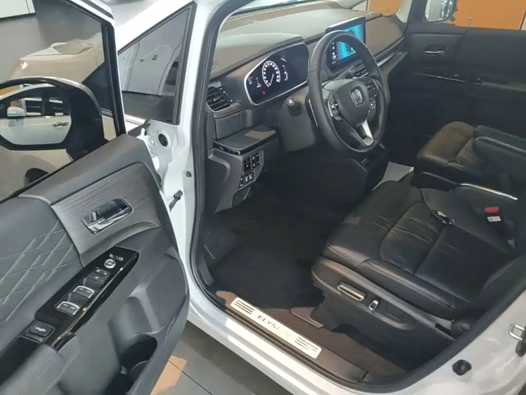 Honda Elysion 2024 2024 2.0L e:HEV Luxury Edition