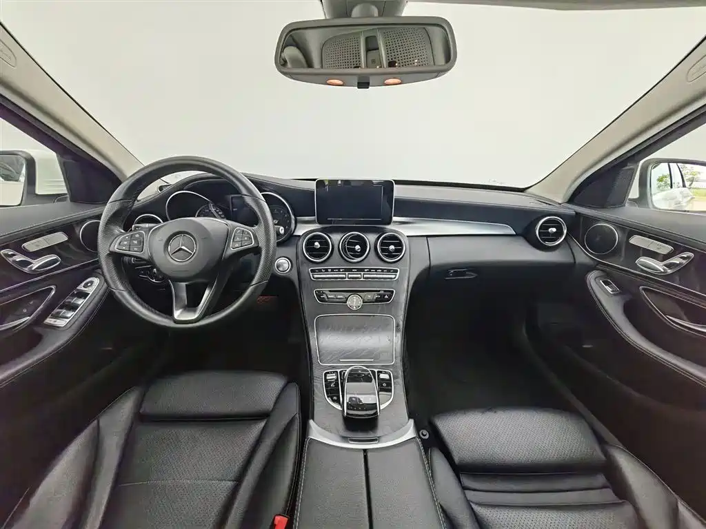 Mercedes-Benz C-Class 2017 C 200 L Sport фото 5