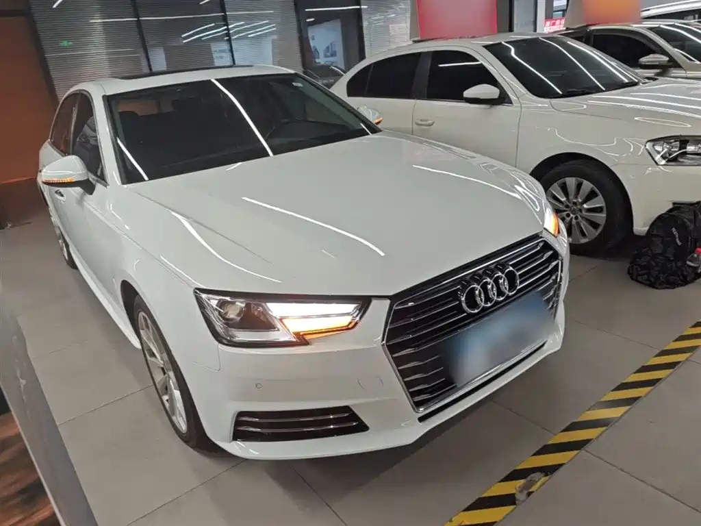 Audi A4L 2018 30th Anniversary 40 TFSI Progressive фото 4