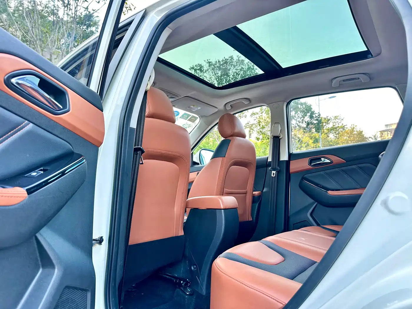 BAIC Senova X35 2016 2016 1.5L Automatic Luxury Edition