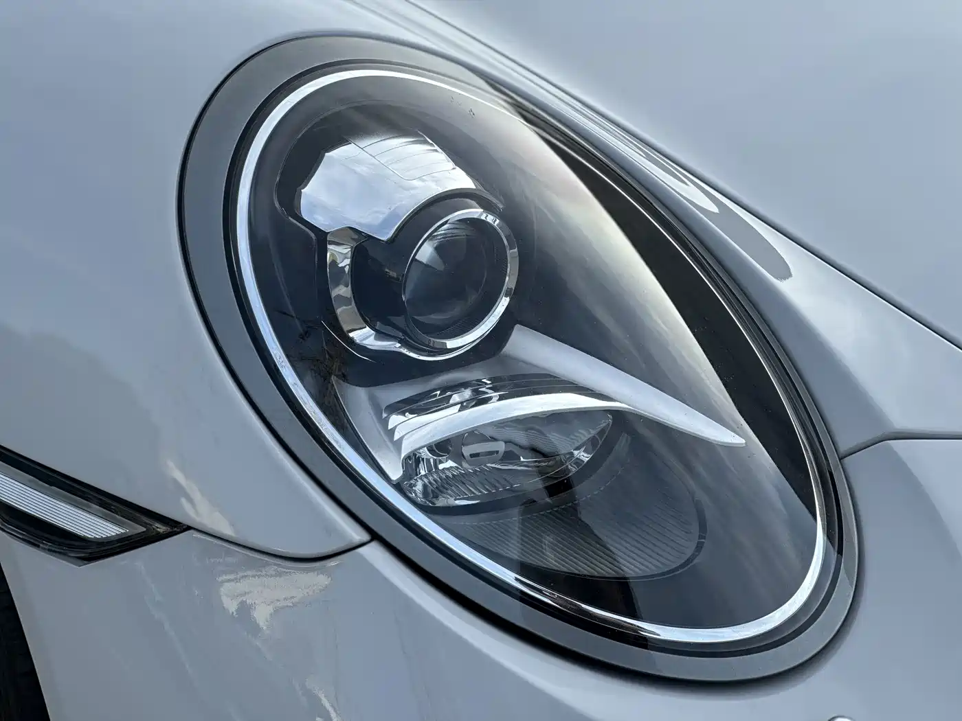 Porsche 911 2013 Carrera 4 3.4L фото 29
