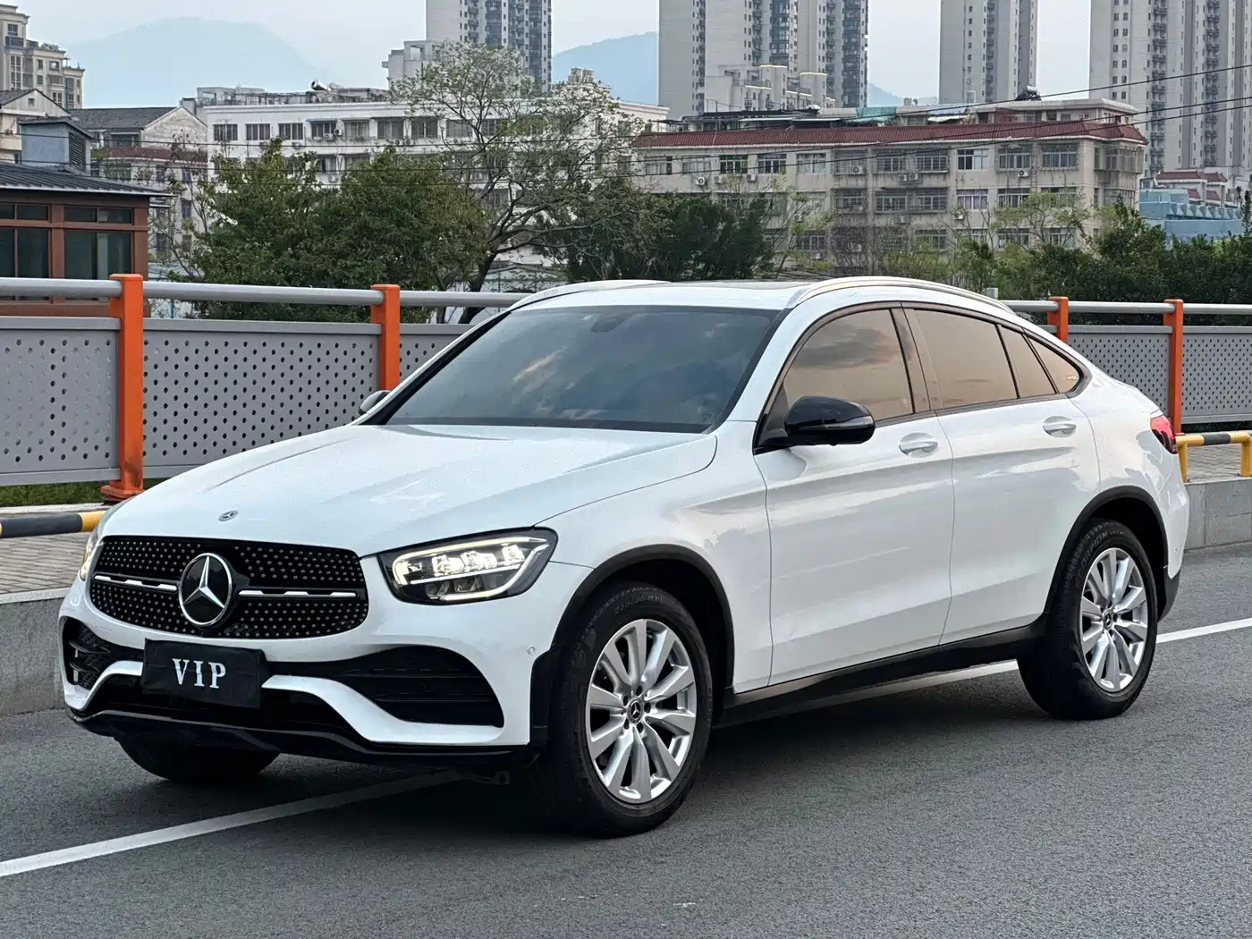 MERCEDES-BENZ GLC COUPE