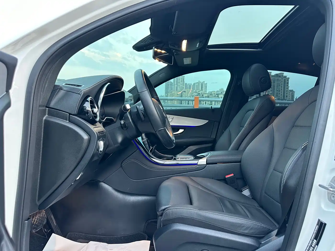 MERCEDES-BENZ GLC COUPE